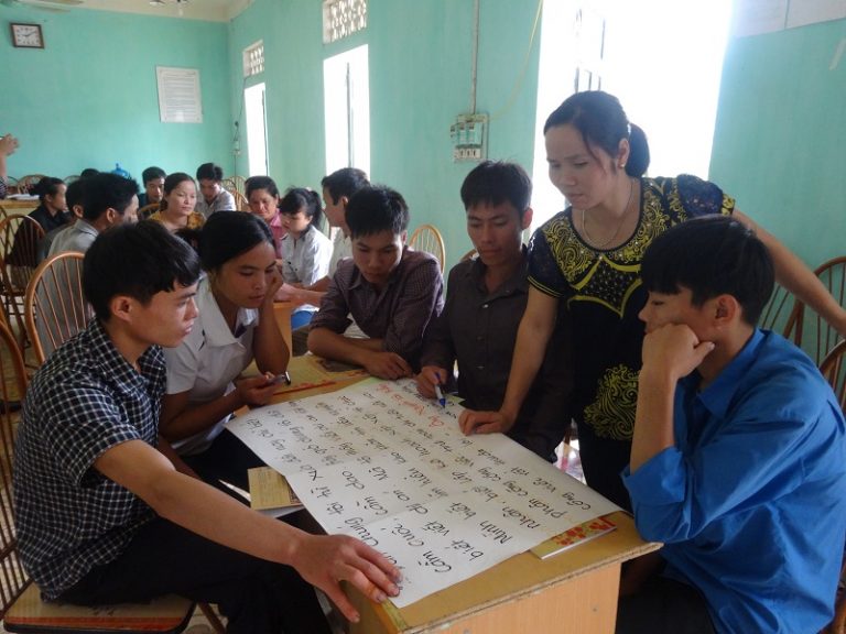 Irish Aid project: Training on community management for people in Thuong Tien and Hop Dong communes